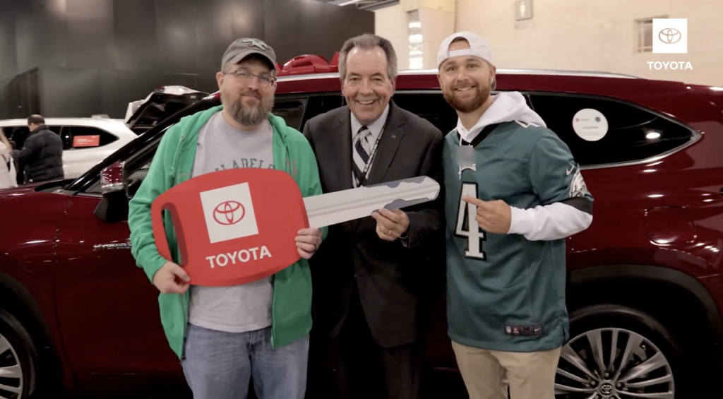 SURPRISE & DELIGHT: Toyota and Philadelphia Eagles Car Giveaway